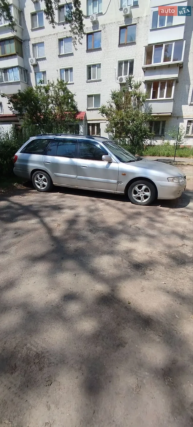 Mazda 626, 2002