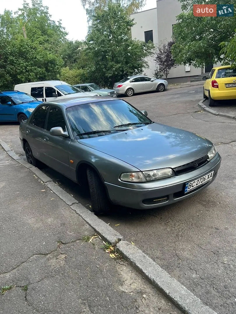 Mazda 626, 1993