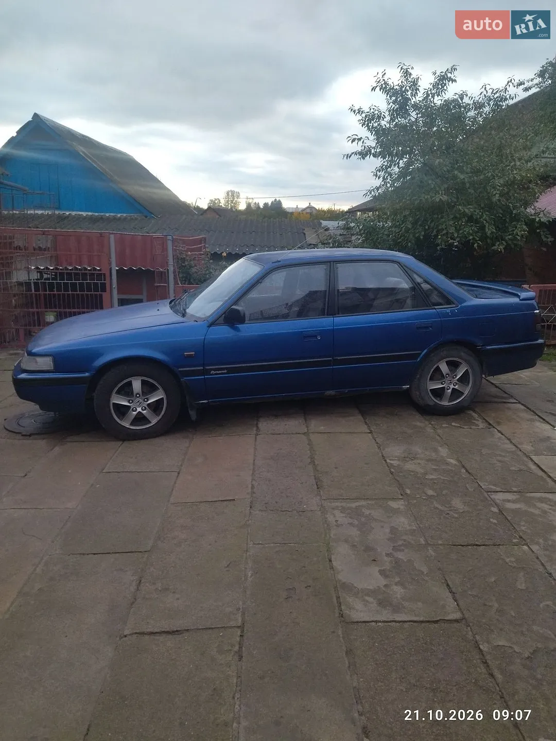 Mazda 626, 1990