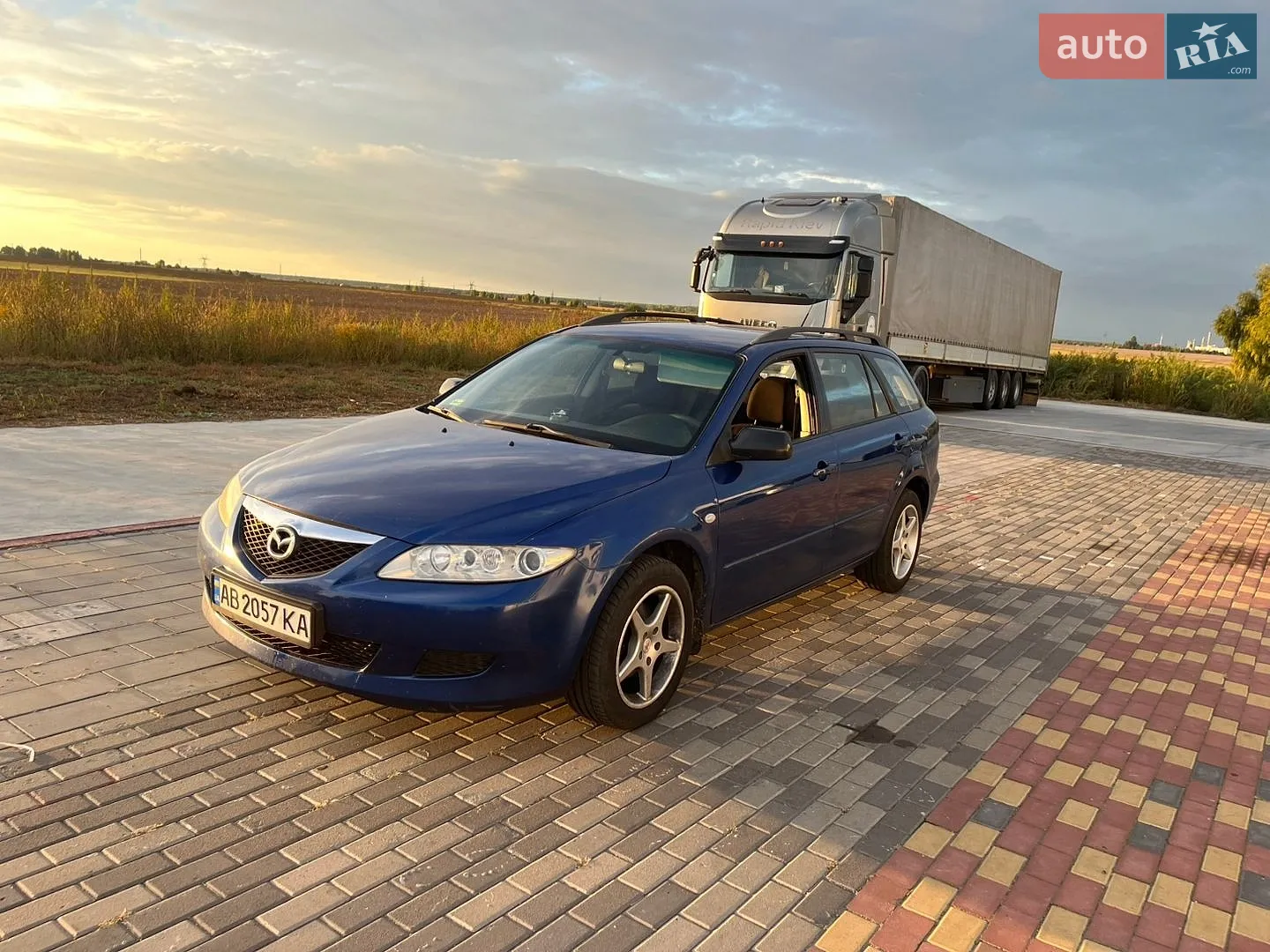 Mazda 6, 2003