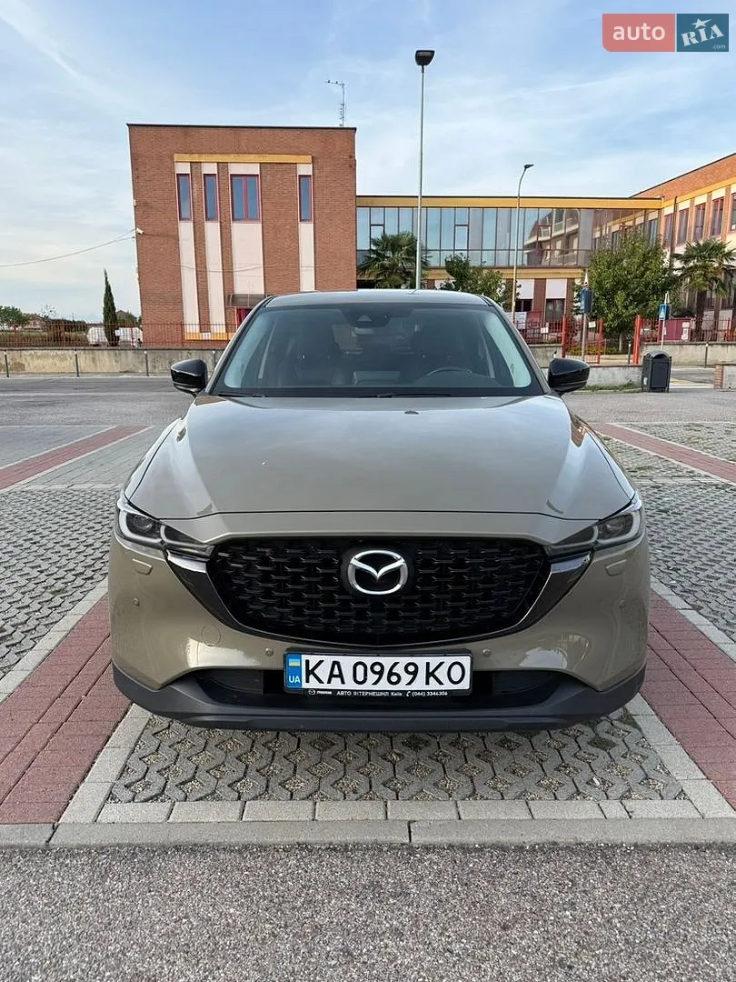 Mazda CX-5, 2022