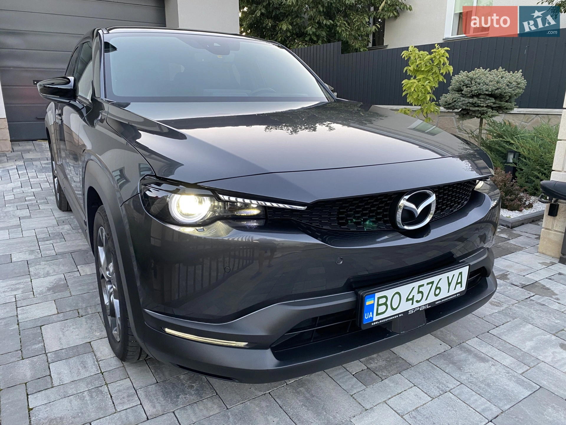 Mazda MX-30, 2020