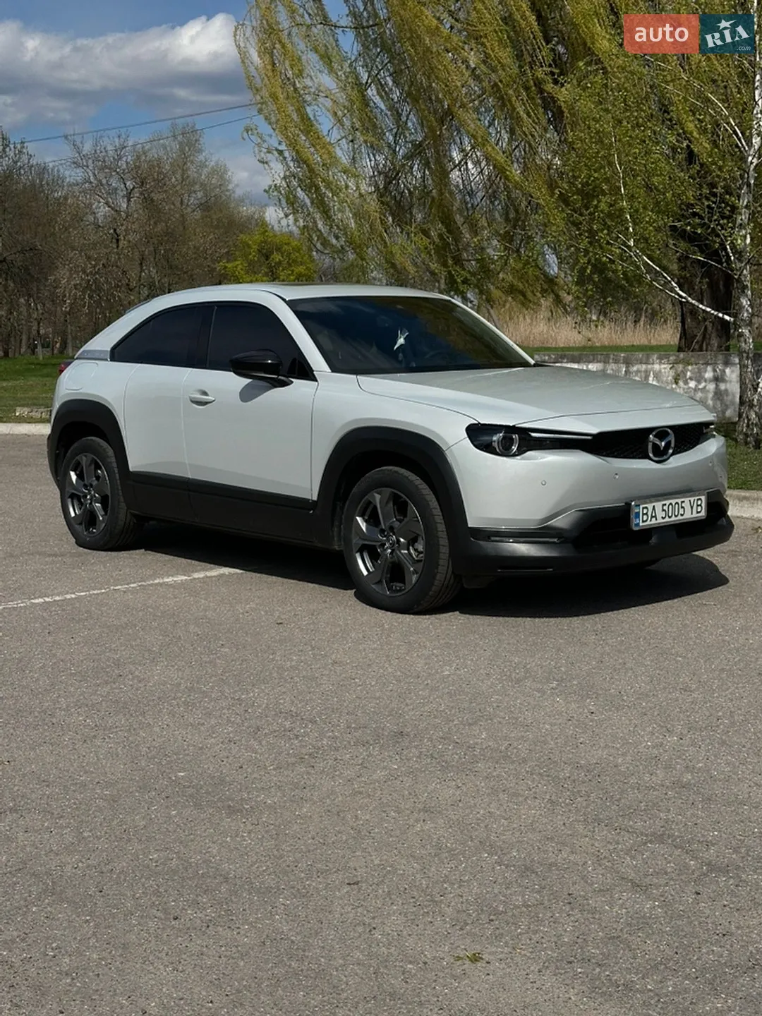 Mazda MX-30, 2020
