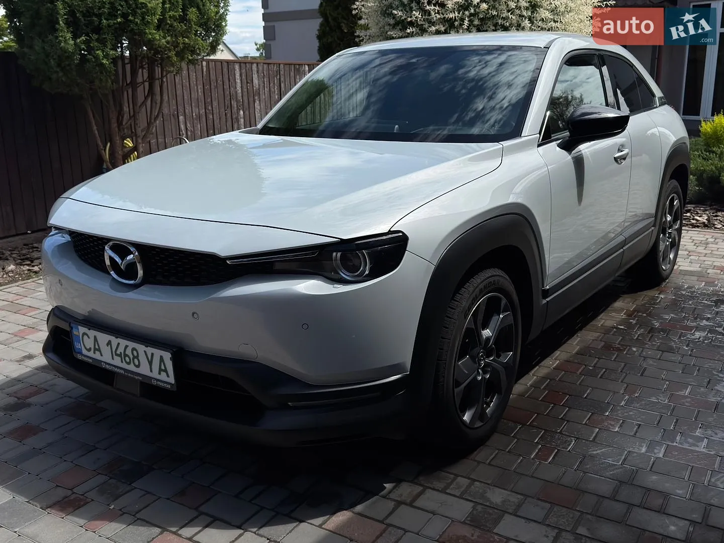 Mazda MX-30, 2020