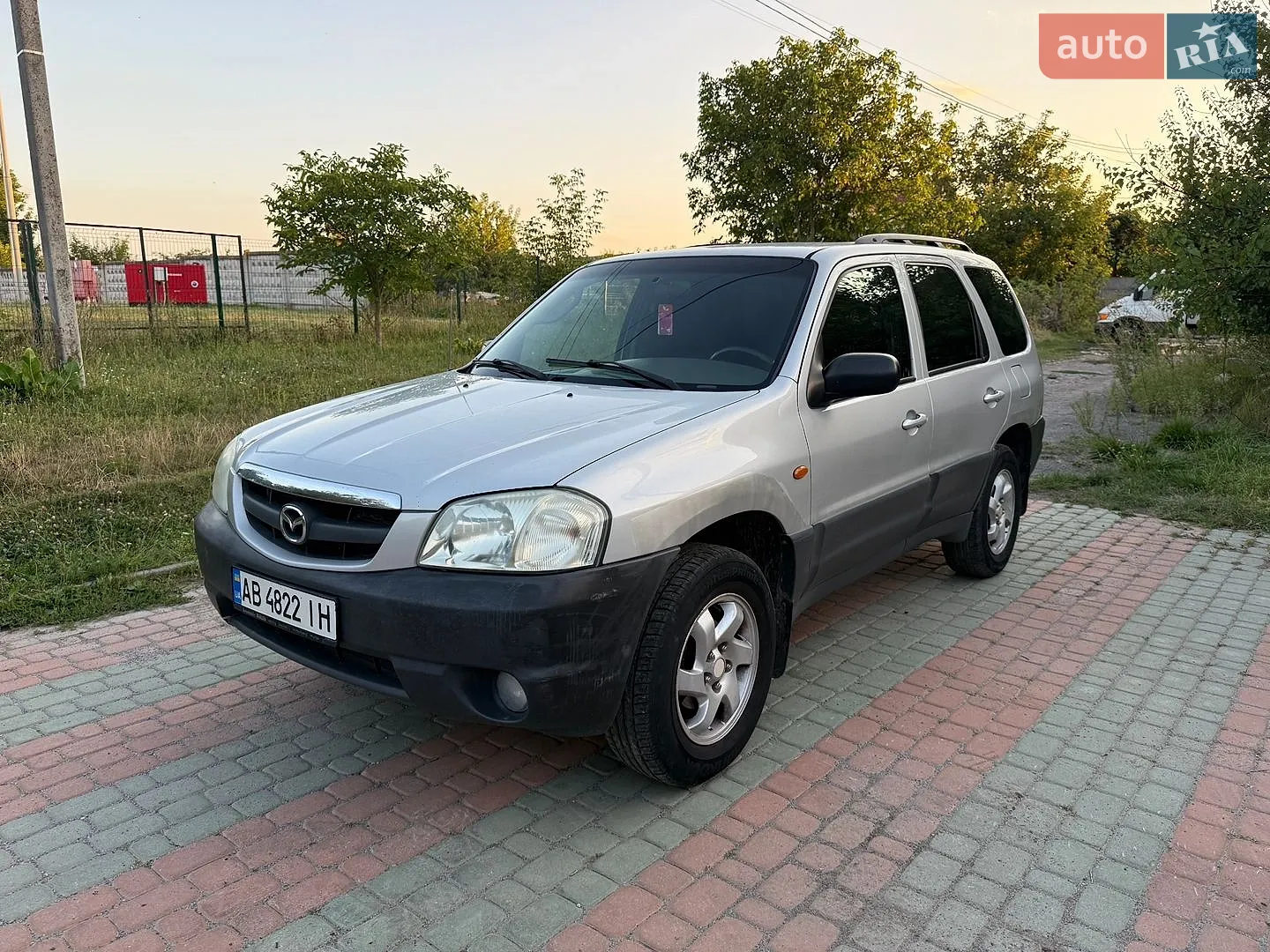 Mazda Tribute, 2001