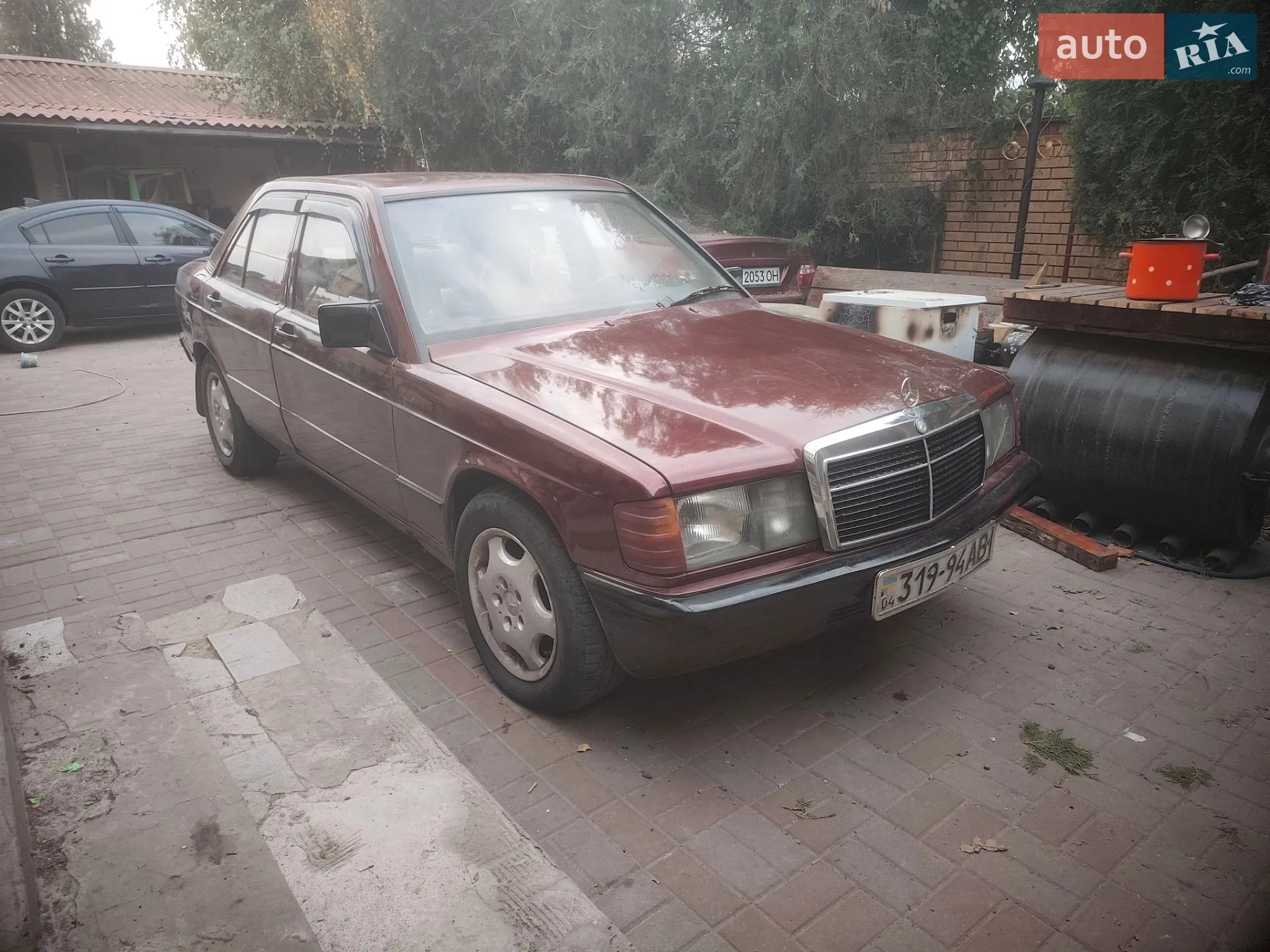 Mercedes-Benz 190, 1985