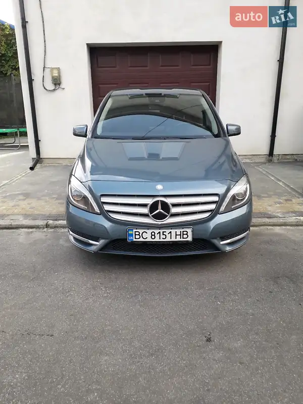 Mercedes-Benz B-Class 2013 — 1