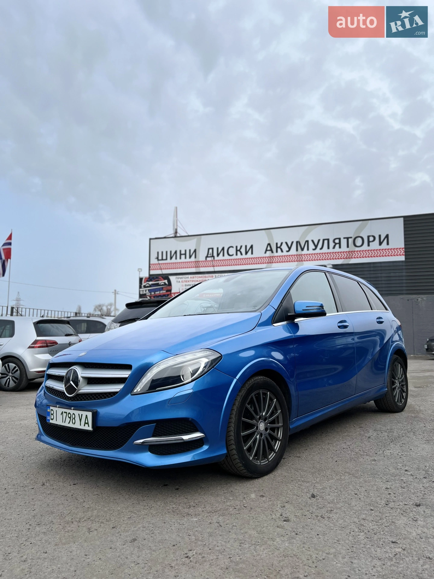 Mercedes-Benz B-Class, 2016