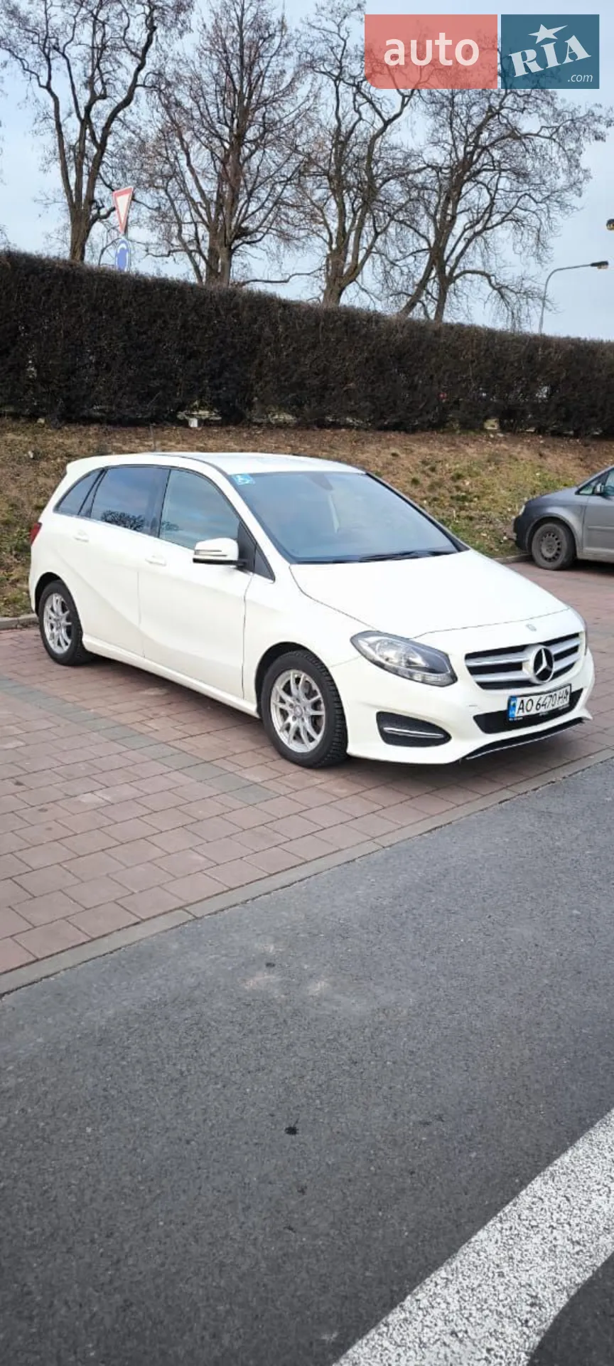 Mercedes-Benz B-Class, 2015