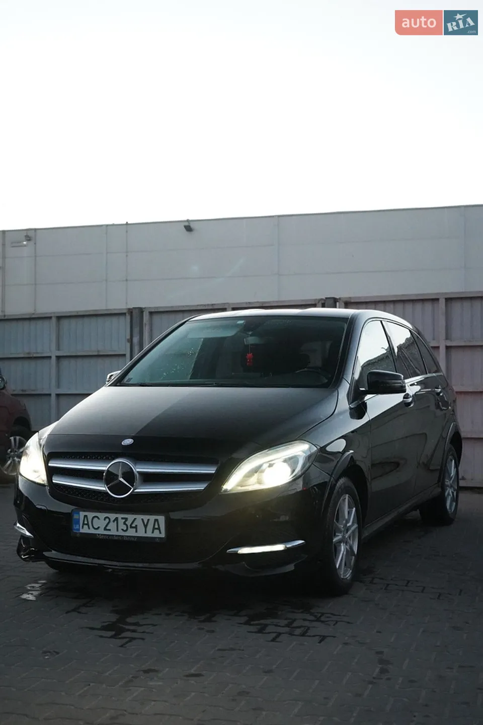 Mercedes-Benz B-Class, 2016