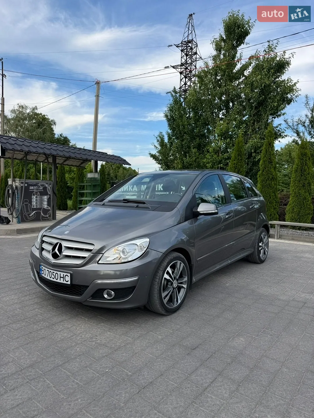 Mercedes-Benz B-Class, 2011