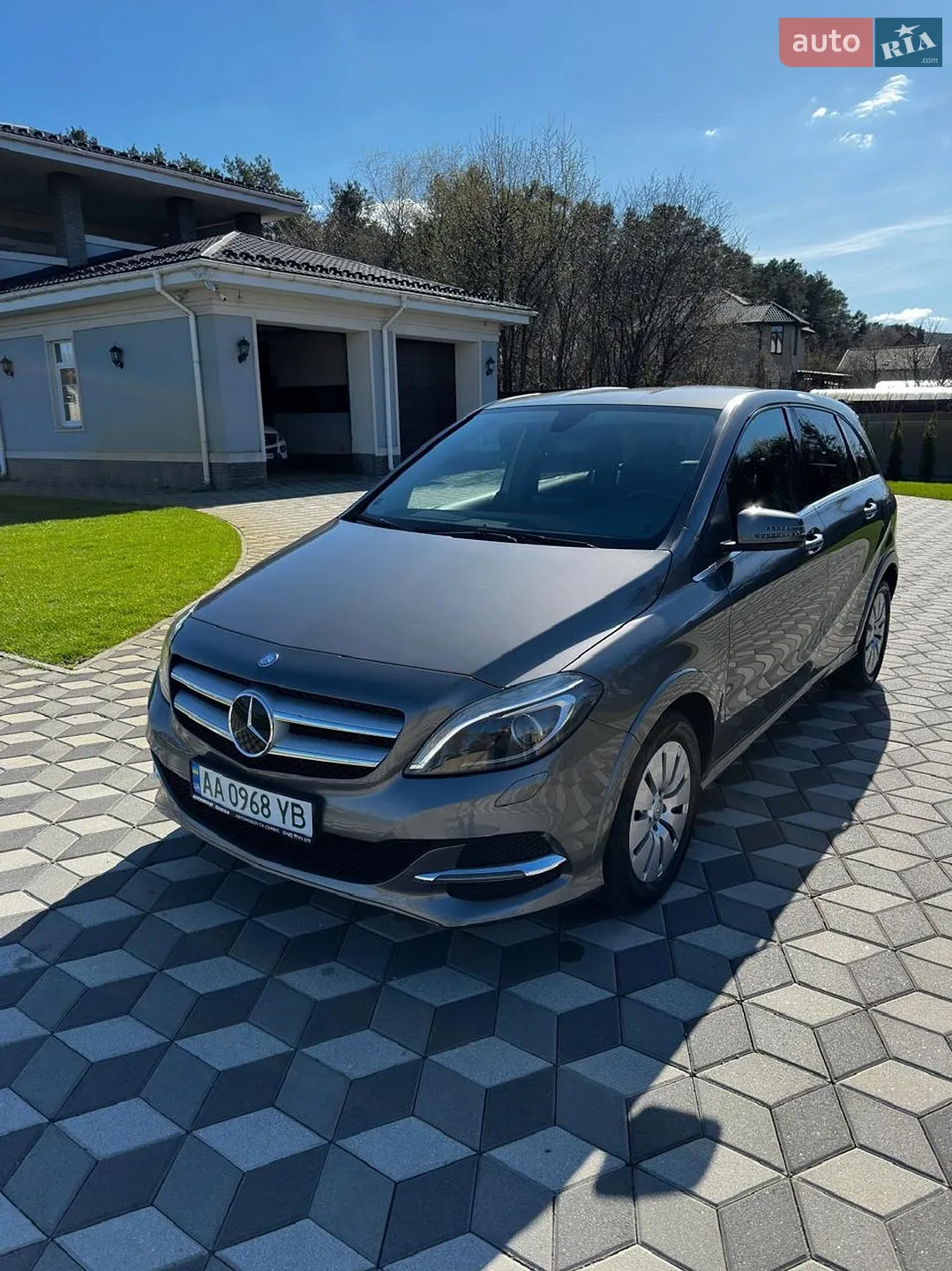 Mercedes-Benz B-Class, 2016