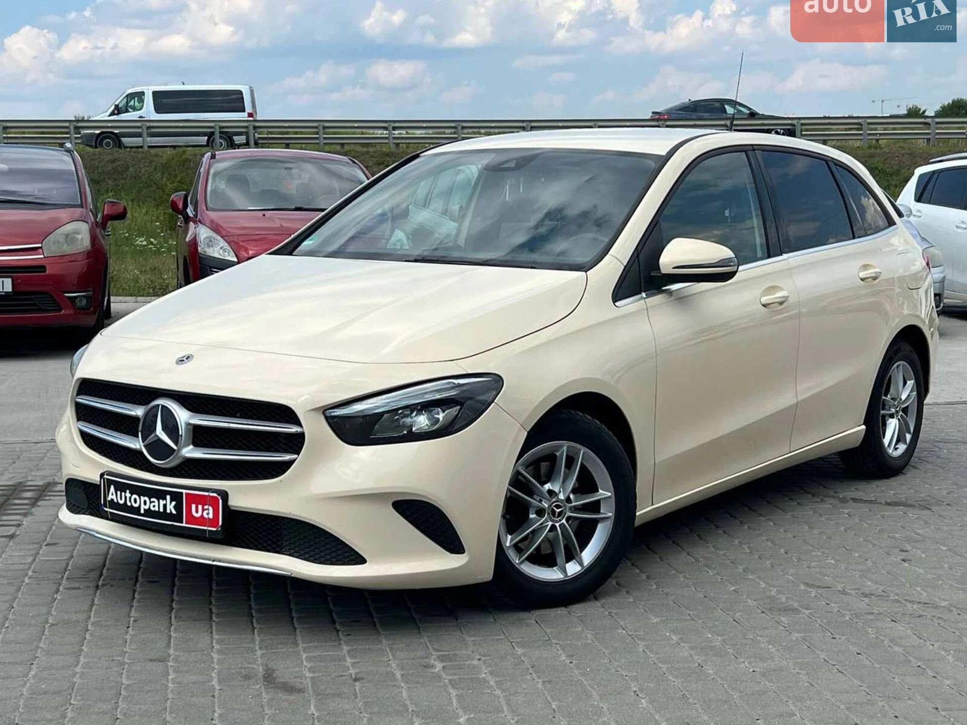 Mercedes-Benz B-Class, 2019