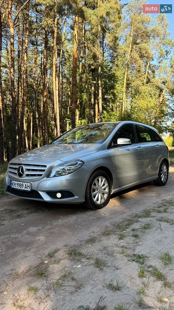 Mercedes-Benz B-Class, 2011