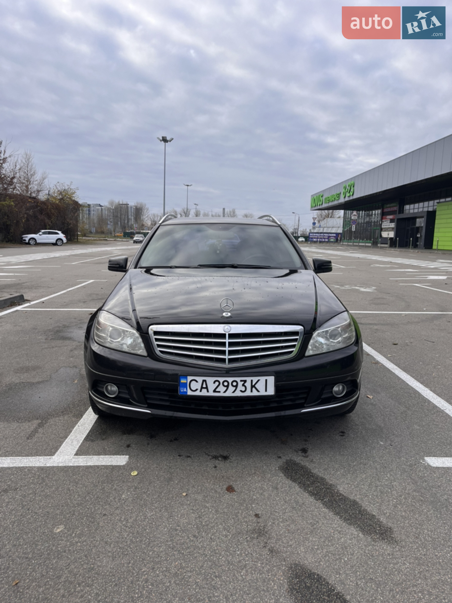 Mercedes-Benz C-Class, 2011