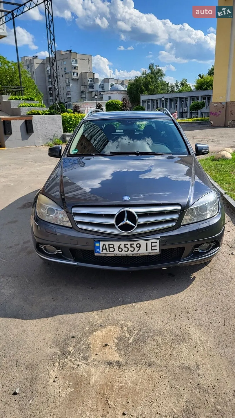 Mercedes-Benz C-Class, 2010