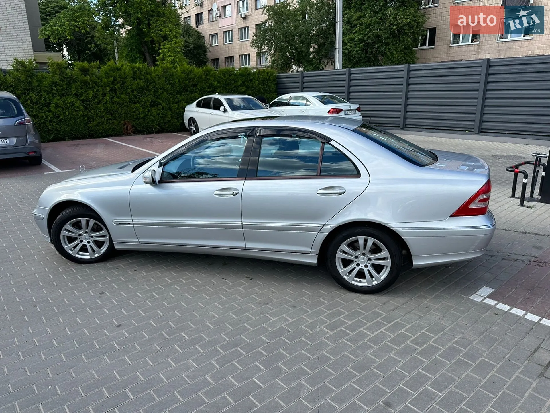 Mercedes-Benz C-Class, 2004