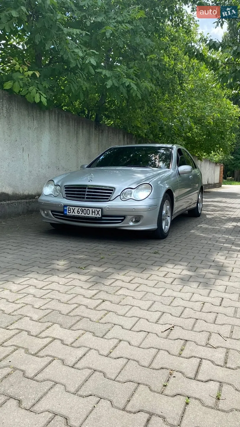 Mercedes-Benz C-Class, 2005