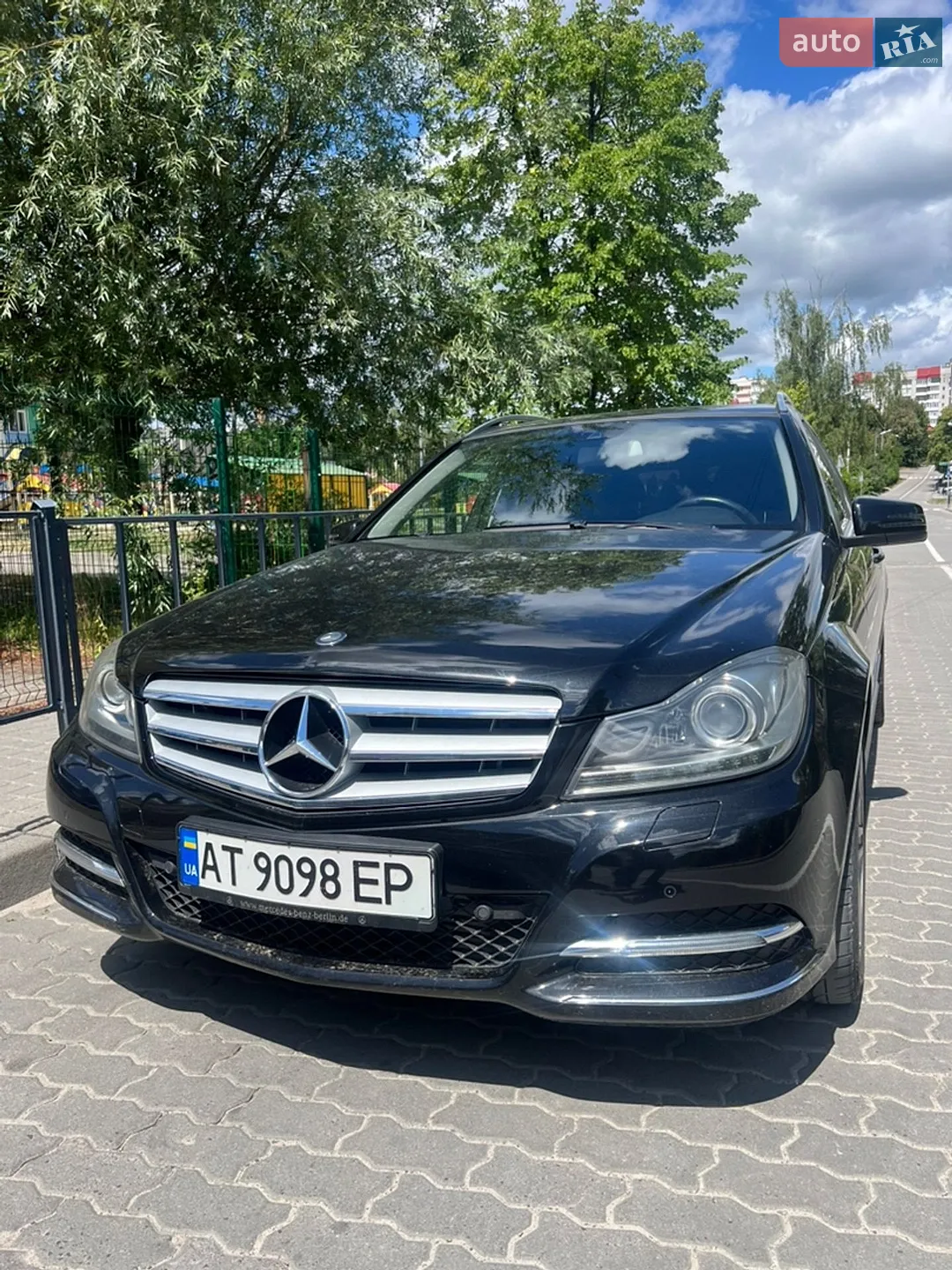 Mercedes-Benz C-Class, 2011