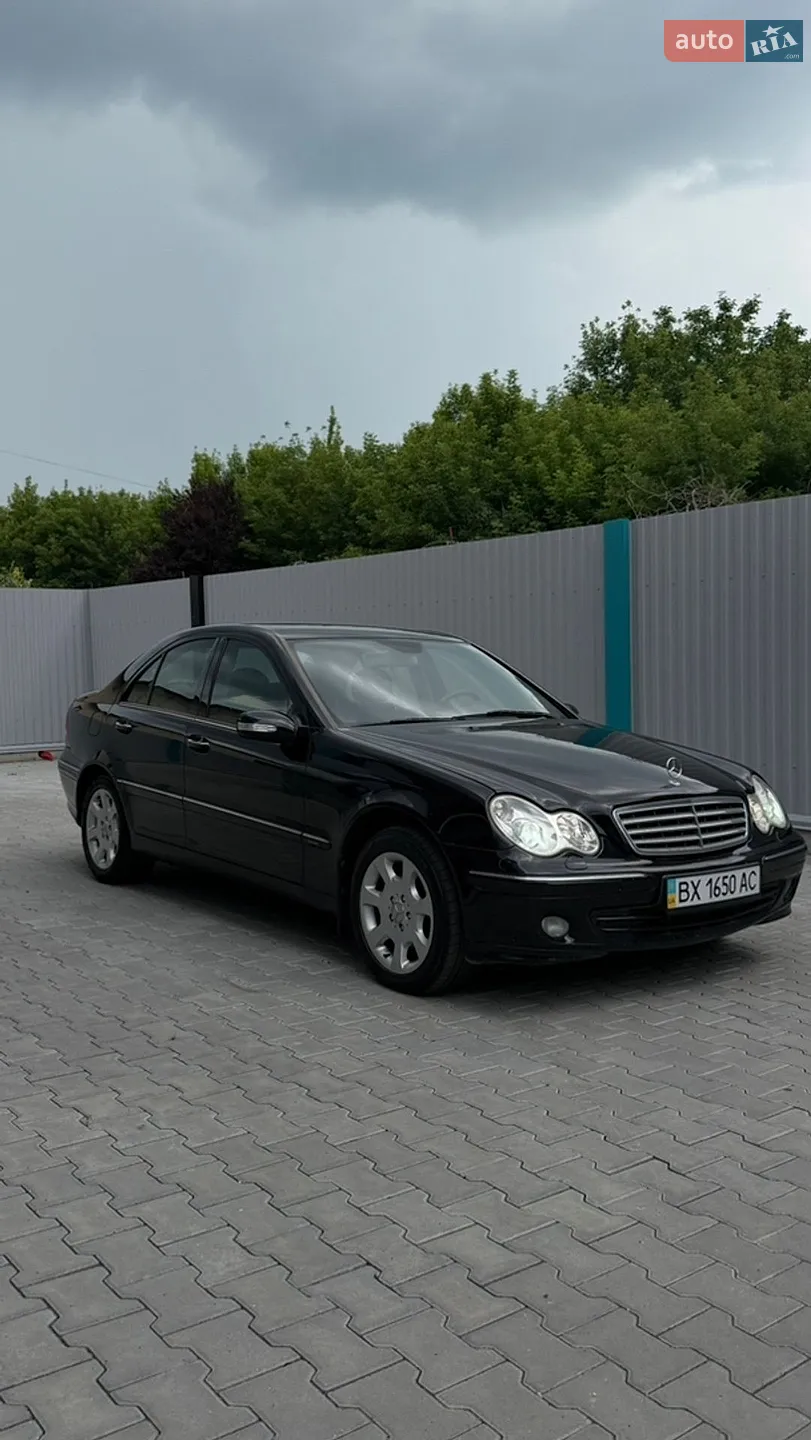 Mercedes-Benz C-Class, 2005