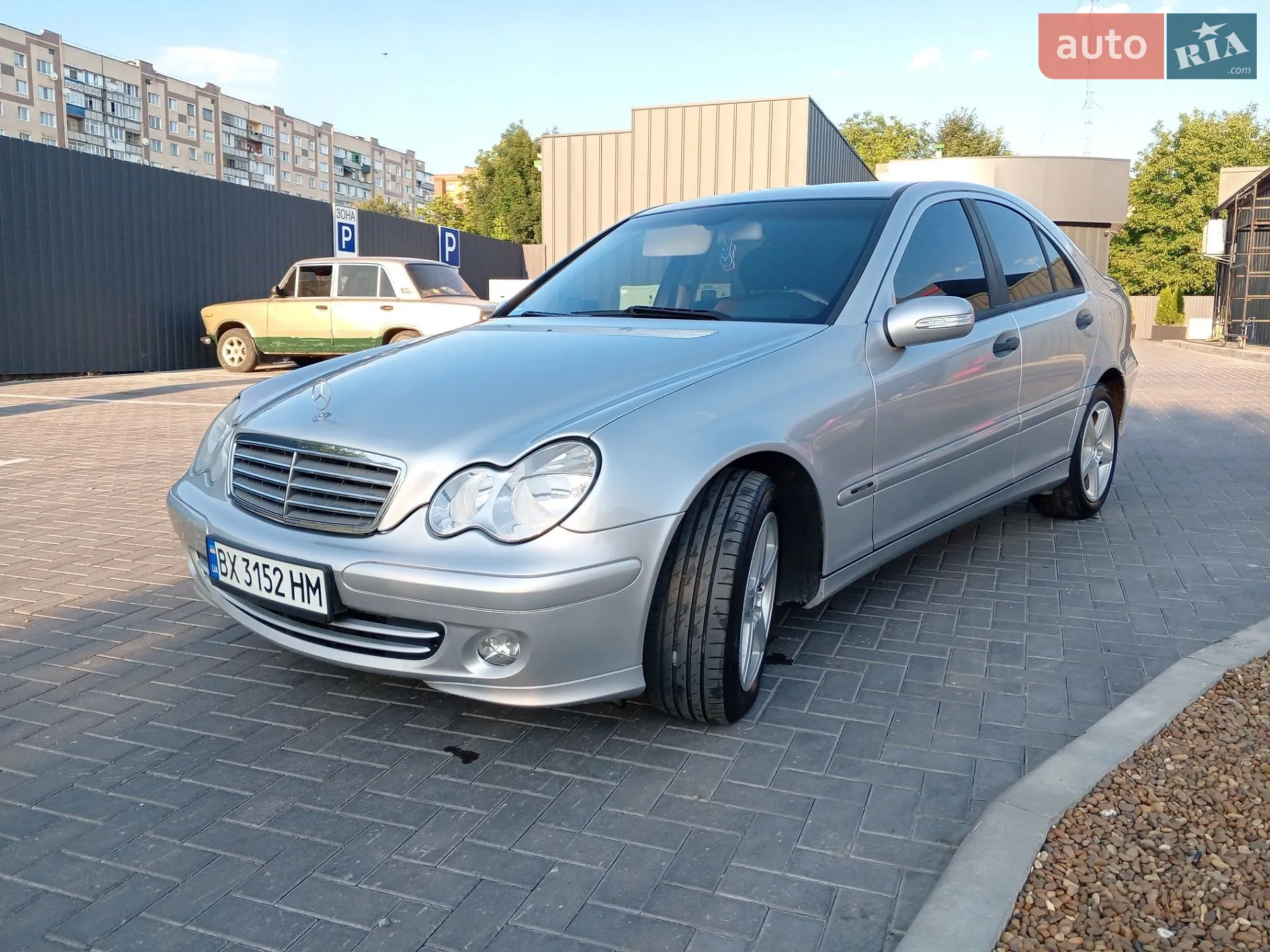 Mercedes-Benz C-Class, 2004