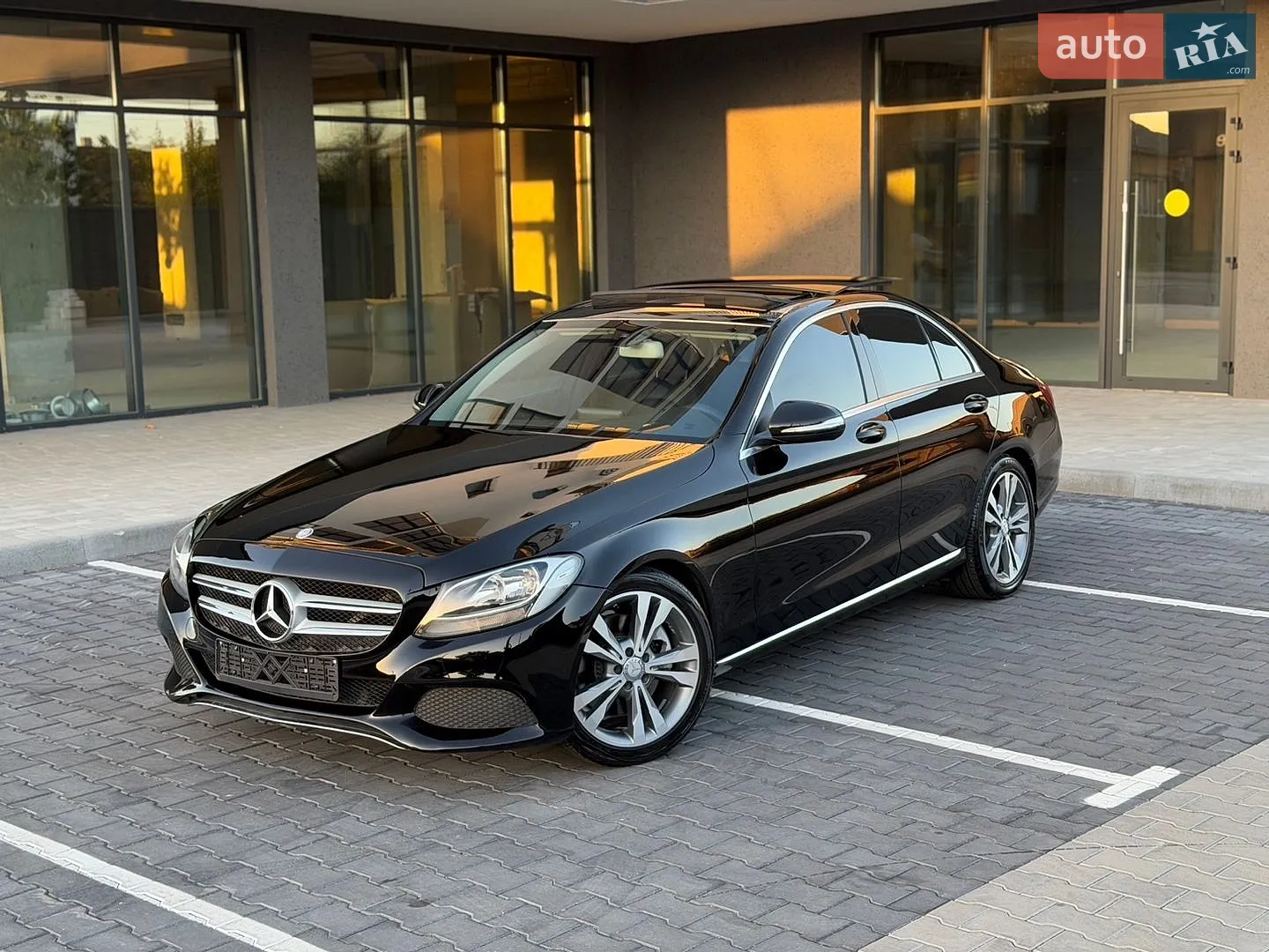 Mercedes-Benz C-Class, 2015