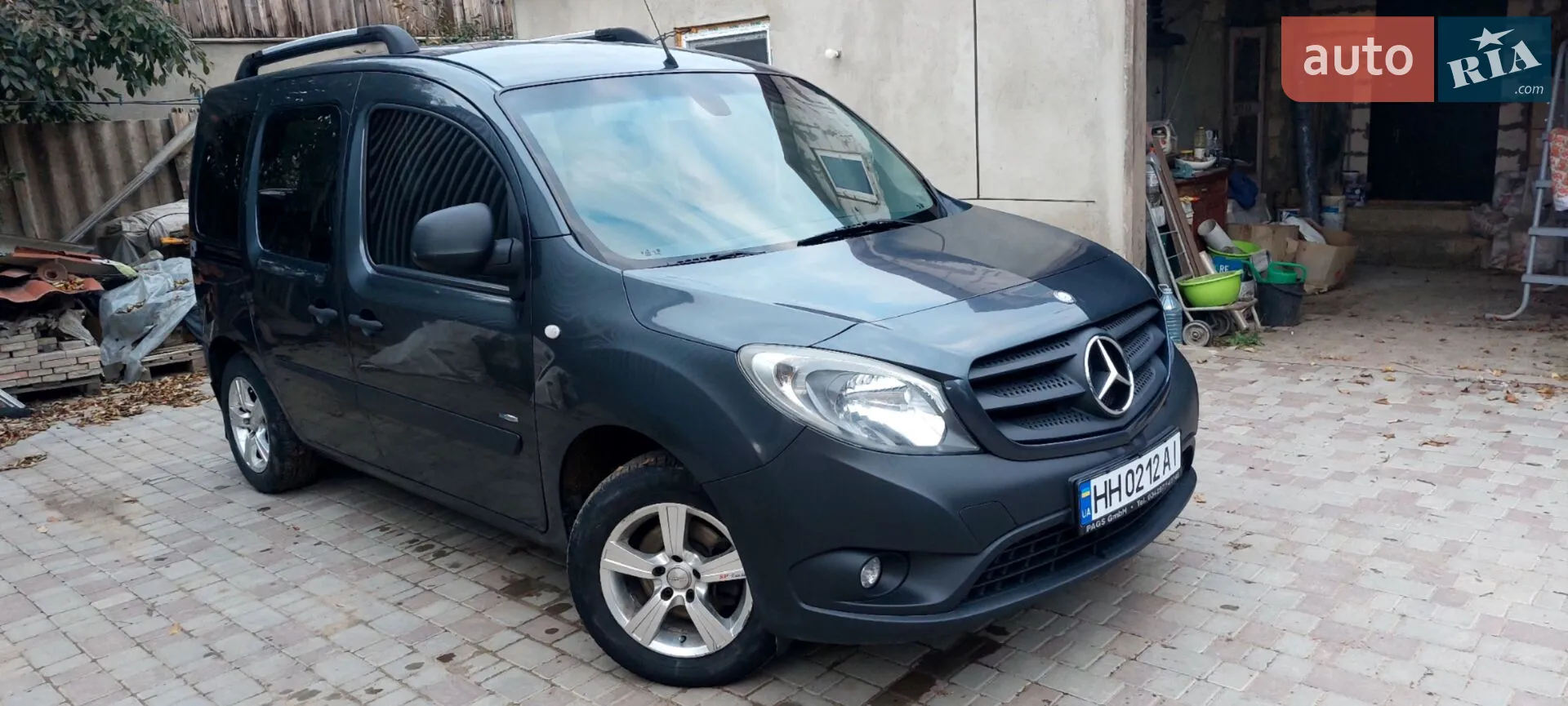Mercedes-Benz Citan, 2012