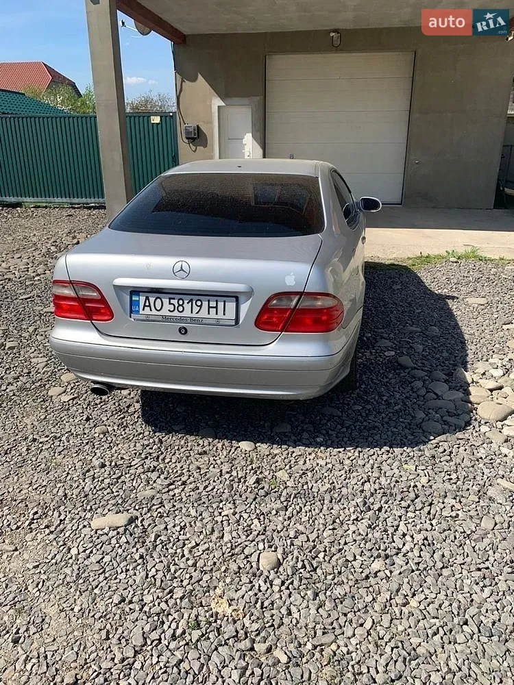 Mercedes-Benz CLK-Class, 2001