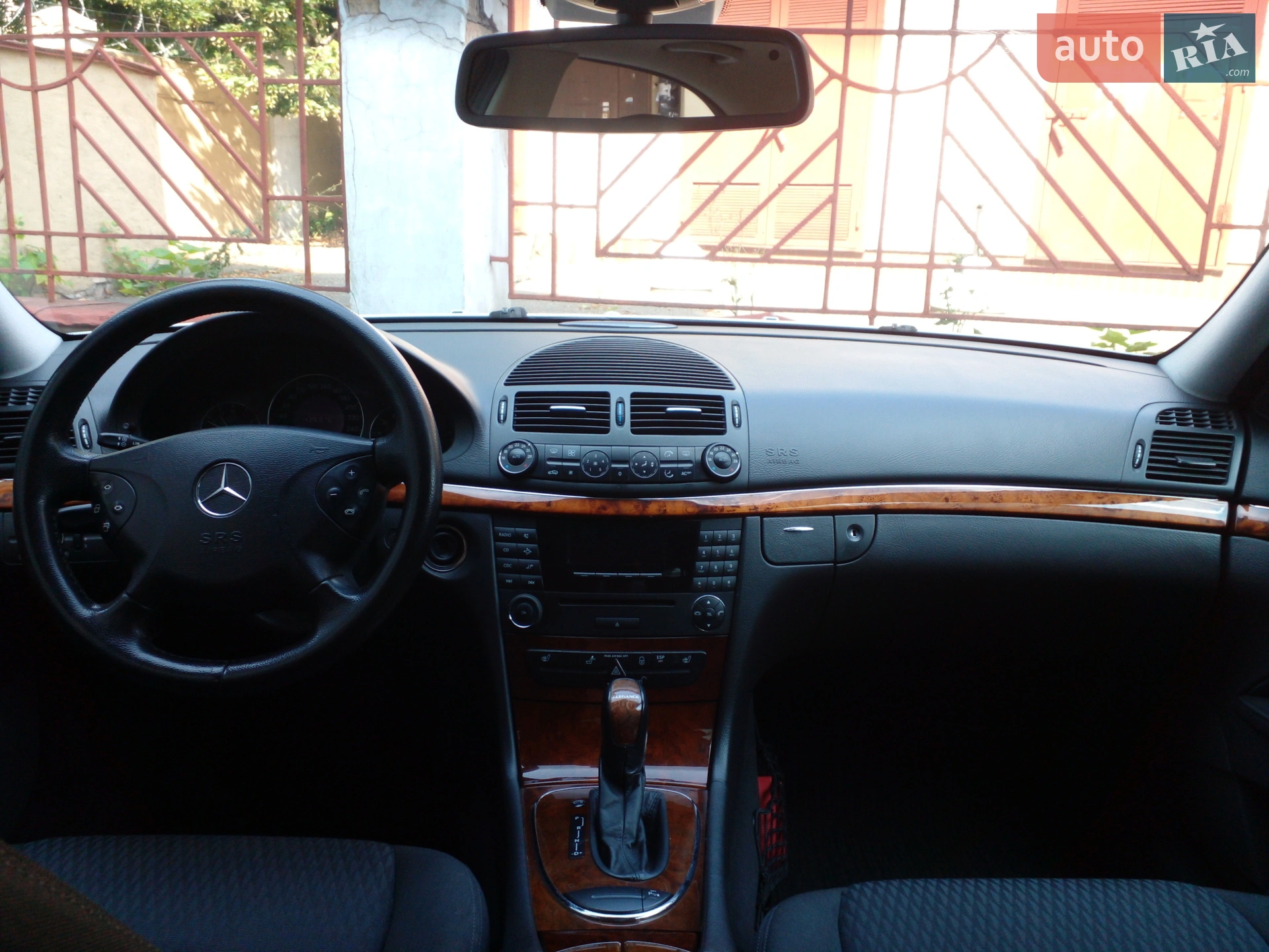 Mercedes-Benz E-Class, 2004