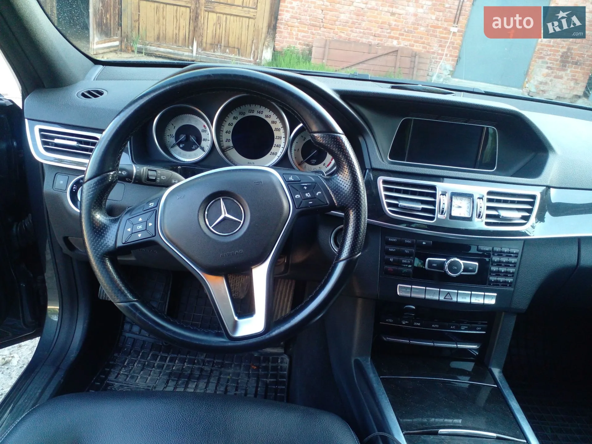 Mercedes-Benz E-Class, 2013