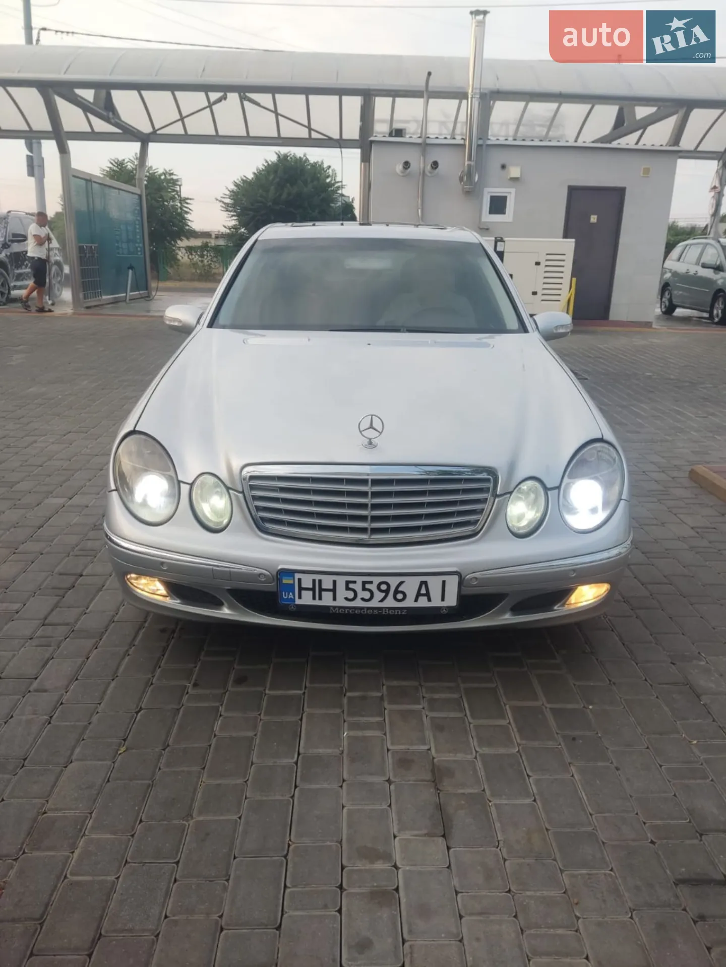 Mercedes-Benz E-Class, 2002