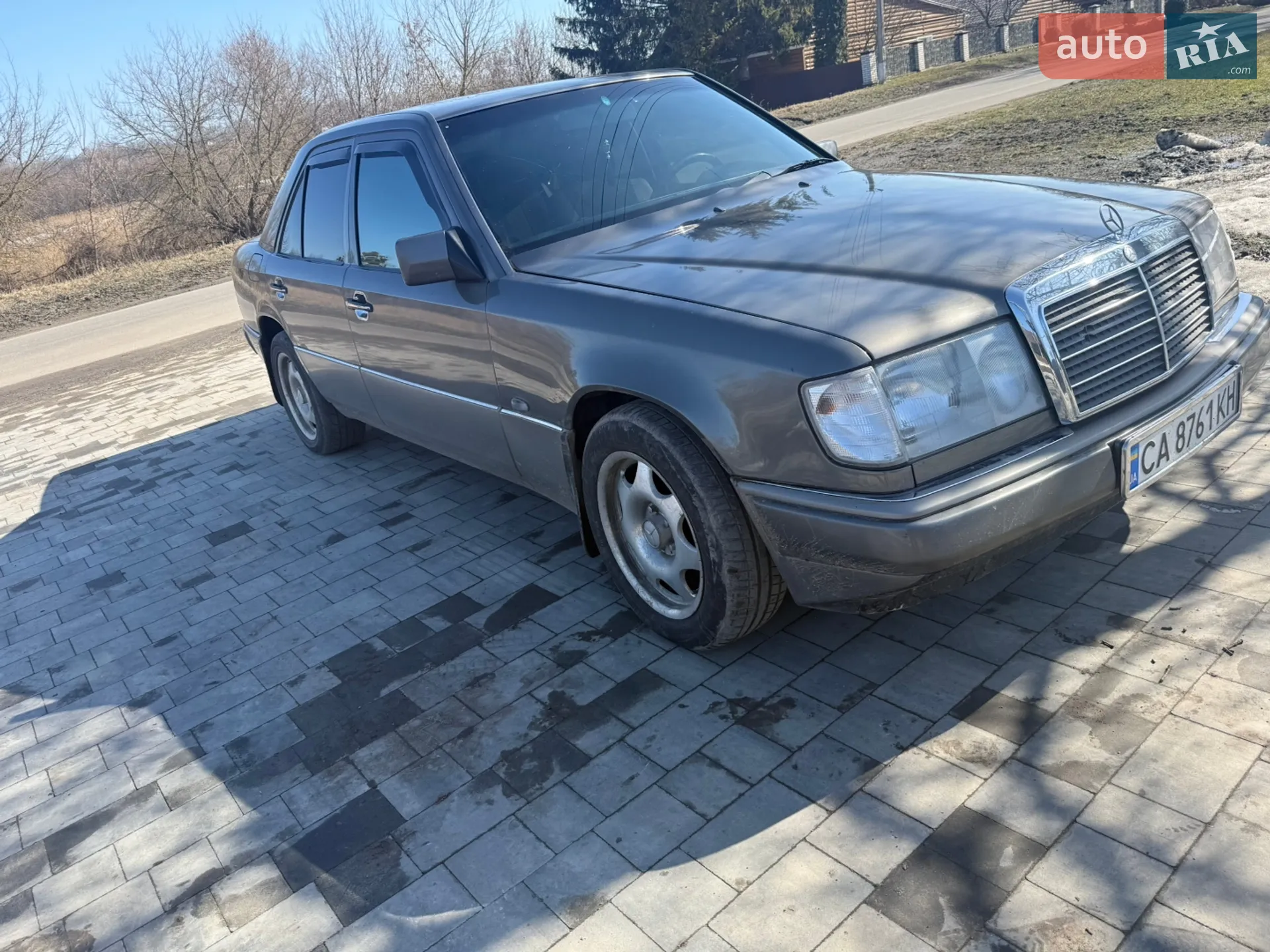 Mercedes-Benz E-Class, 1991