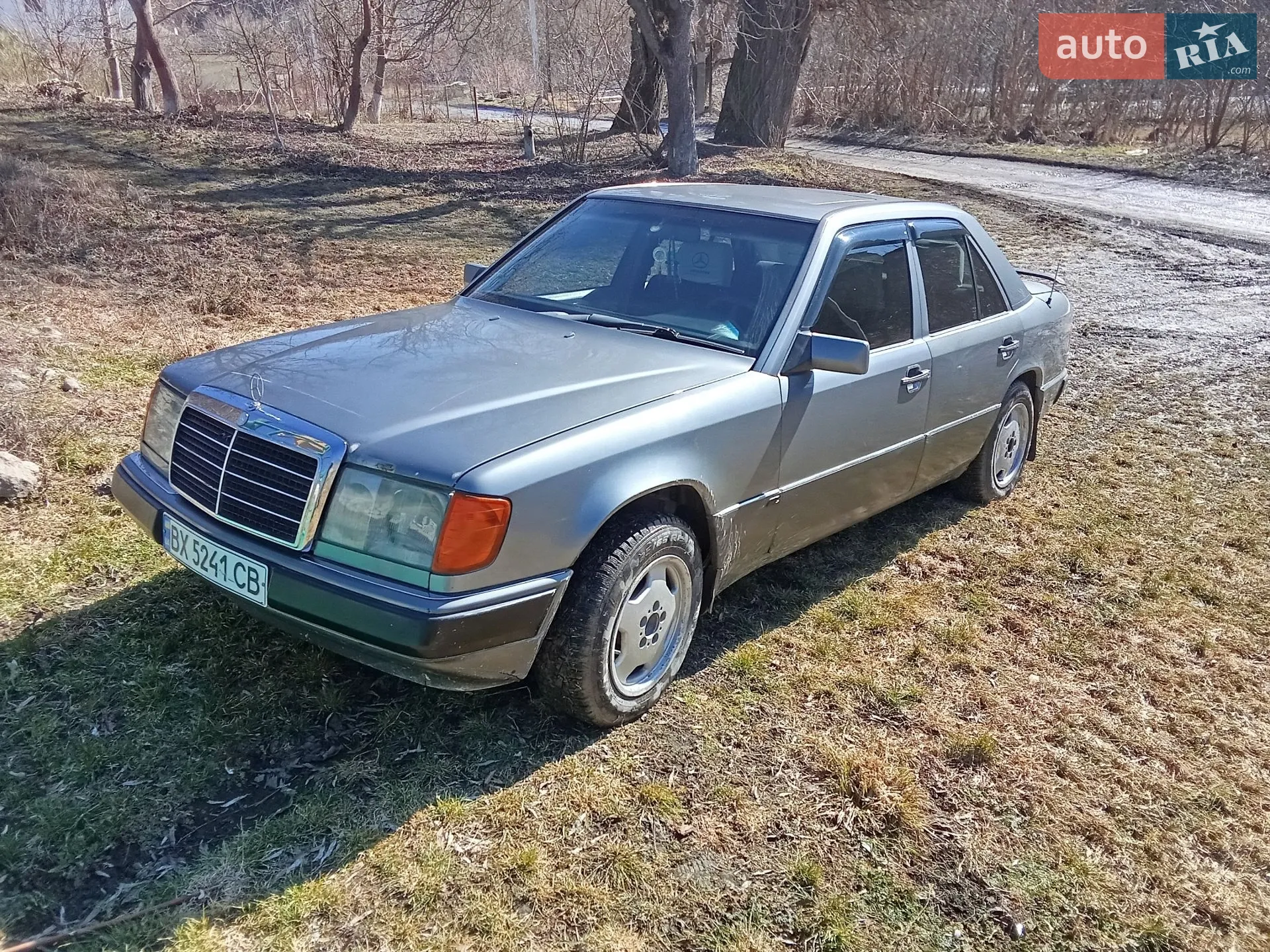 Mercedes-Benz E-Class, 1990