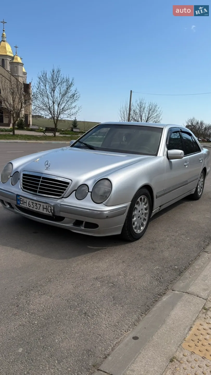 Mercedes-Benz E-Class, 2001