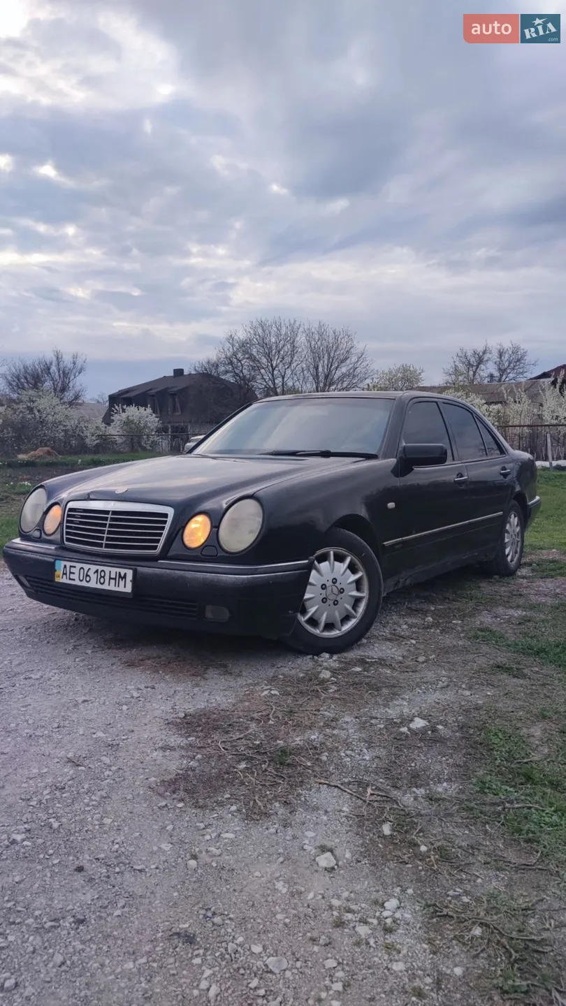 Mercedes-Benz E-Class, 1997