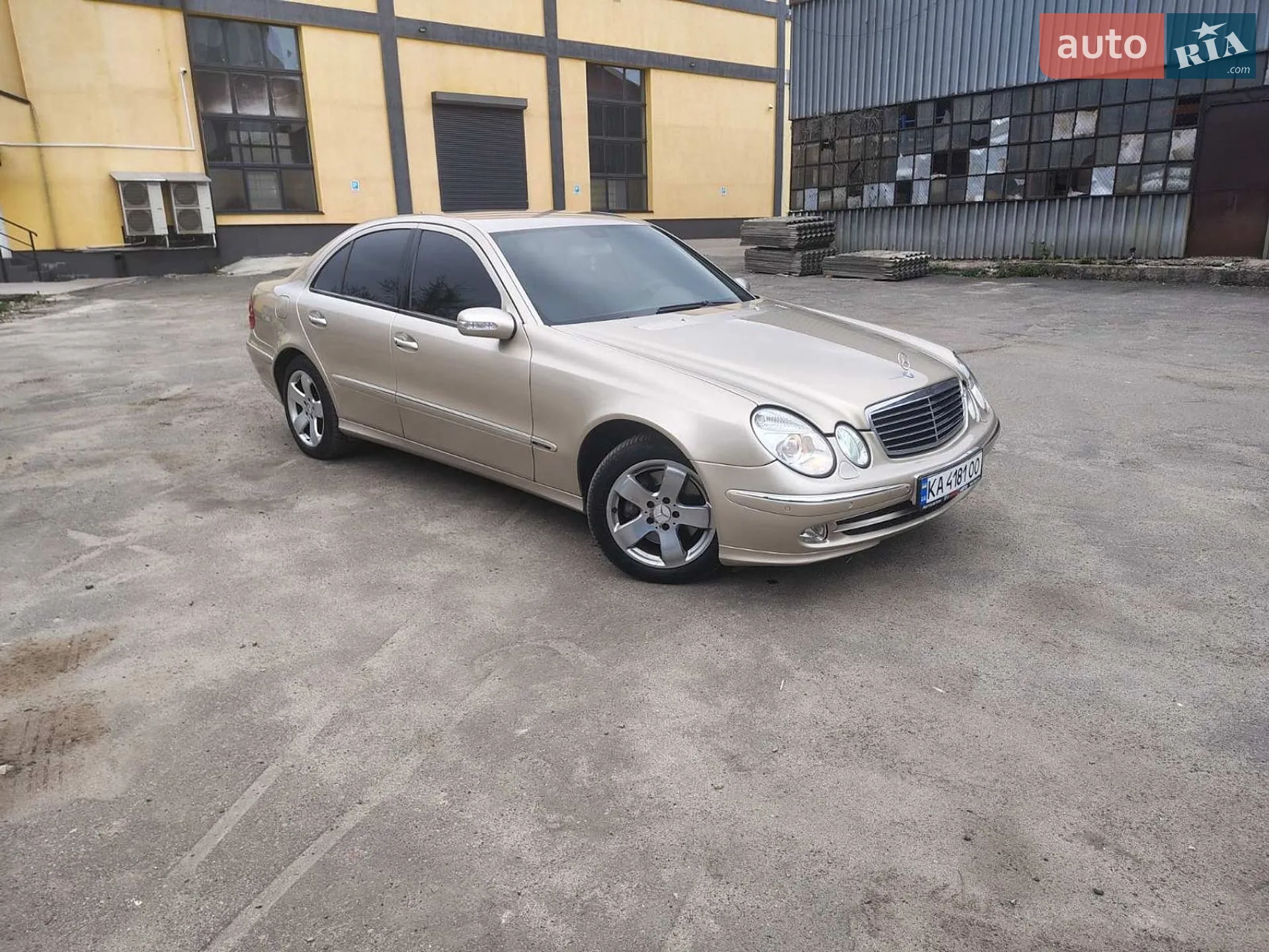 Mercedes-Benz E-Class, 2004