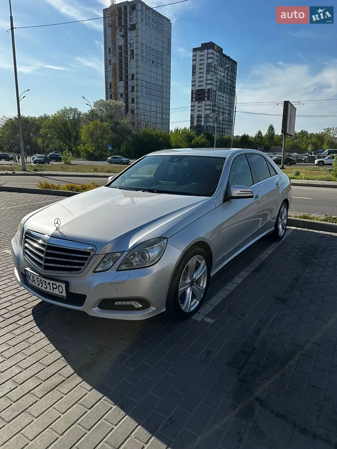 Mercedes-Benz E-Class, 2010