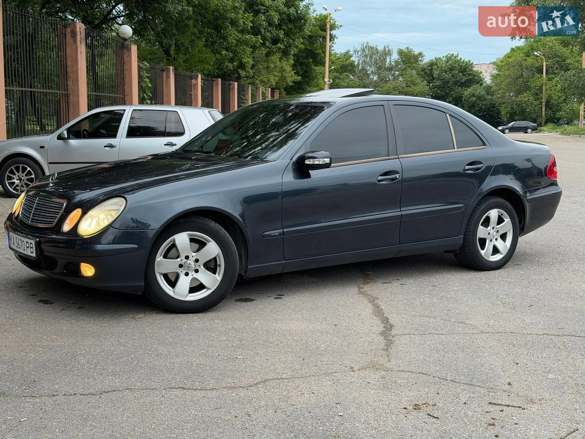 Mercedes-Benz E-Class, 2003