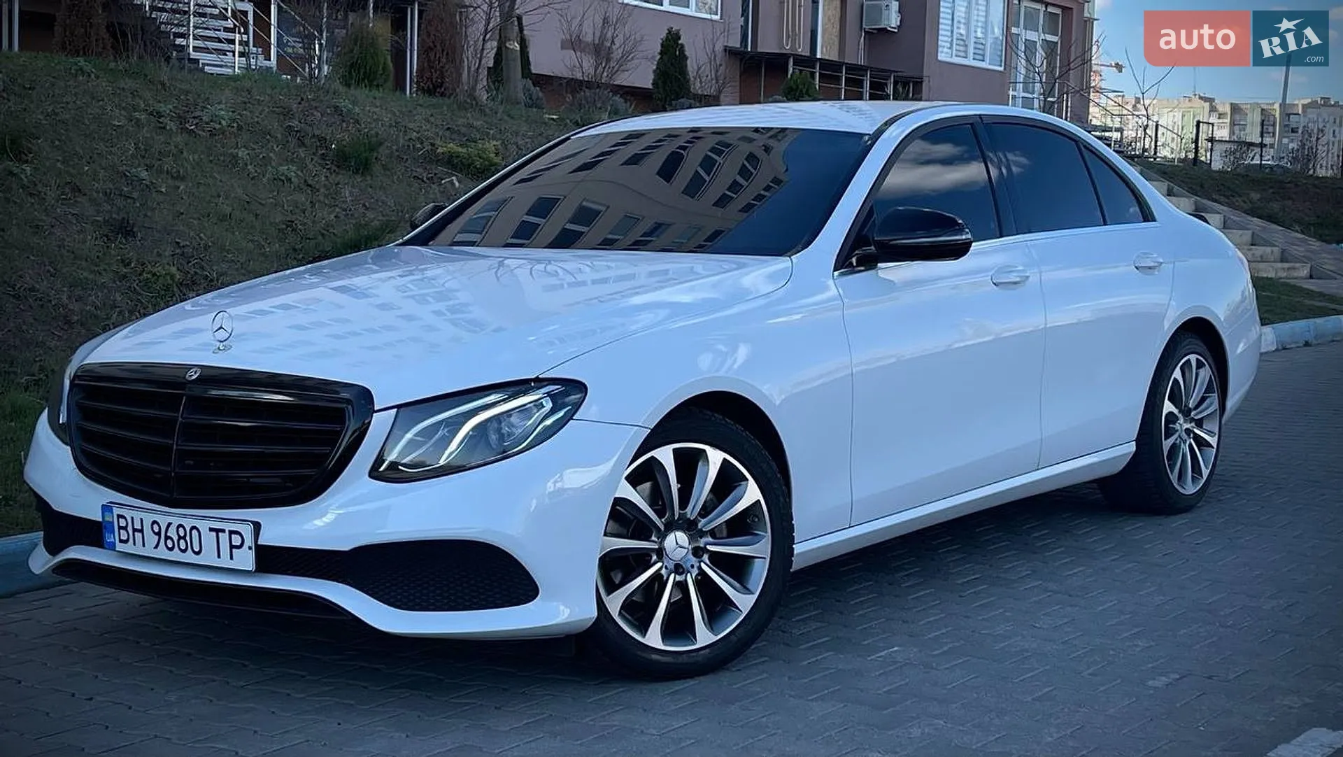 Mercedes-Benz E-Class, 2016