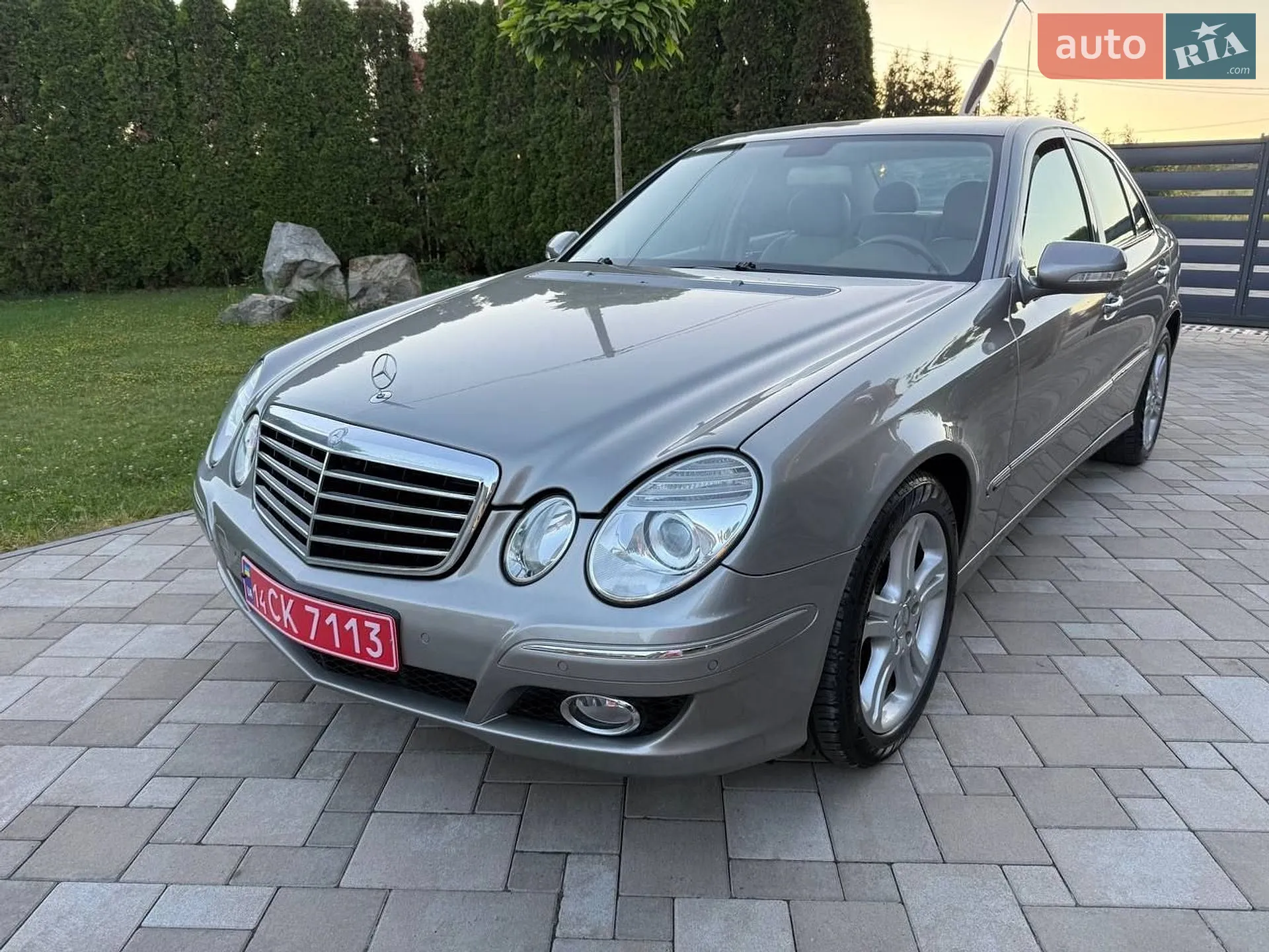 Mercedes-Benz E-Class, 2008