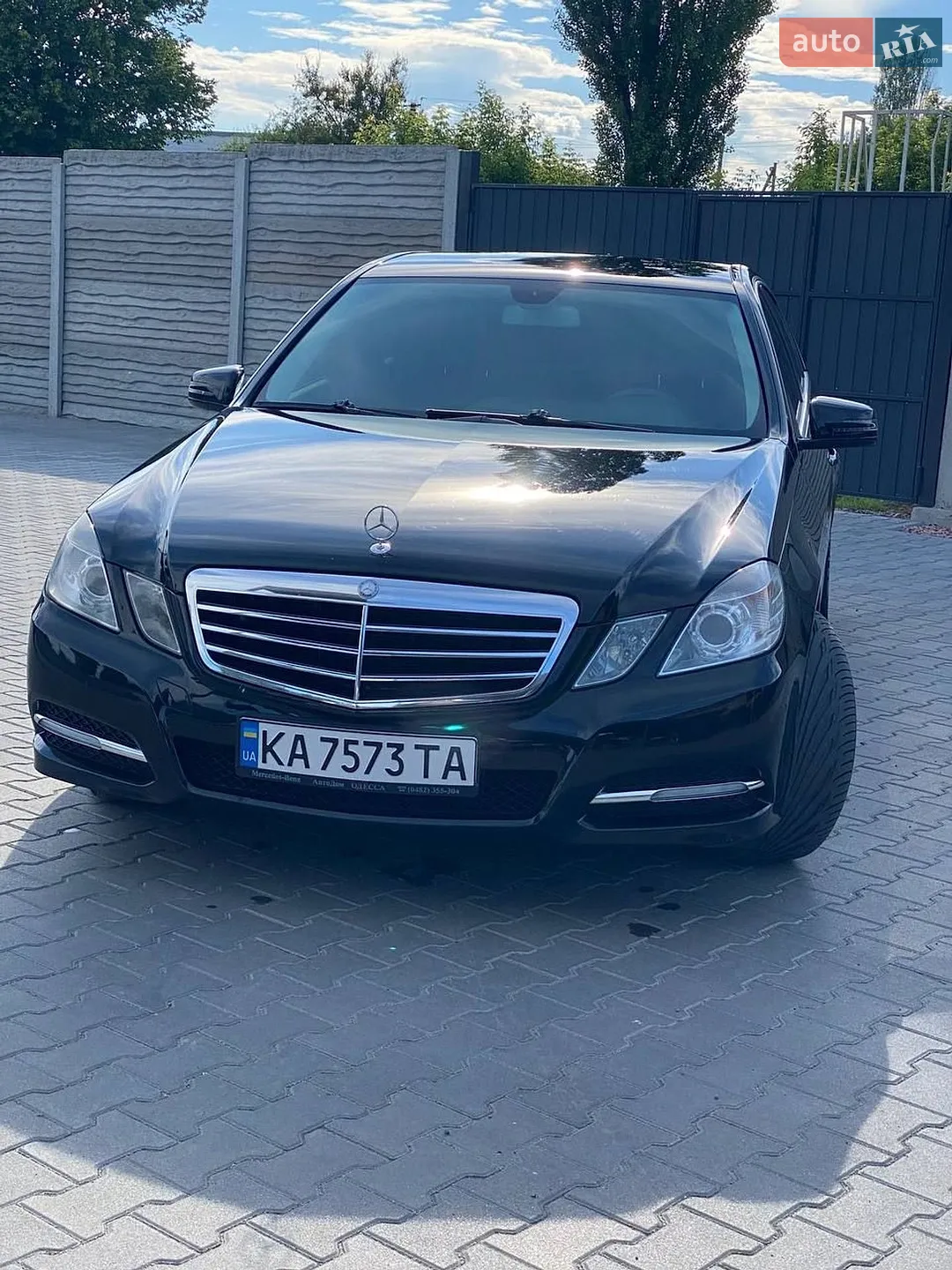 Mercedes-Benz E-Class, 2012