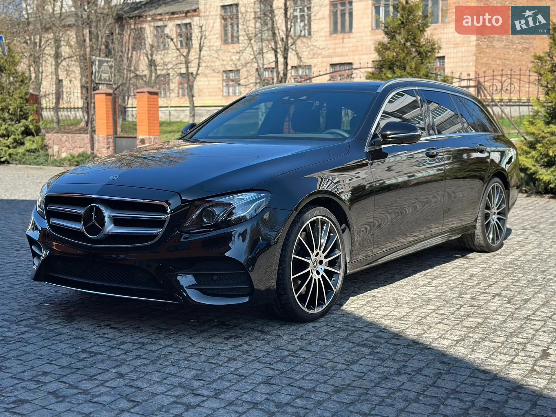 Mercedes-Benz E-Class, 2018