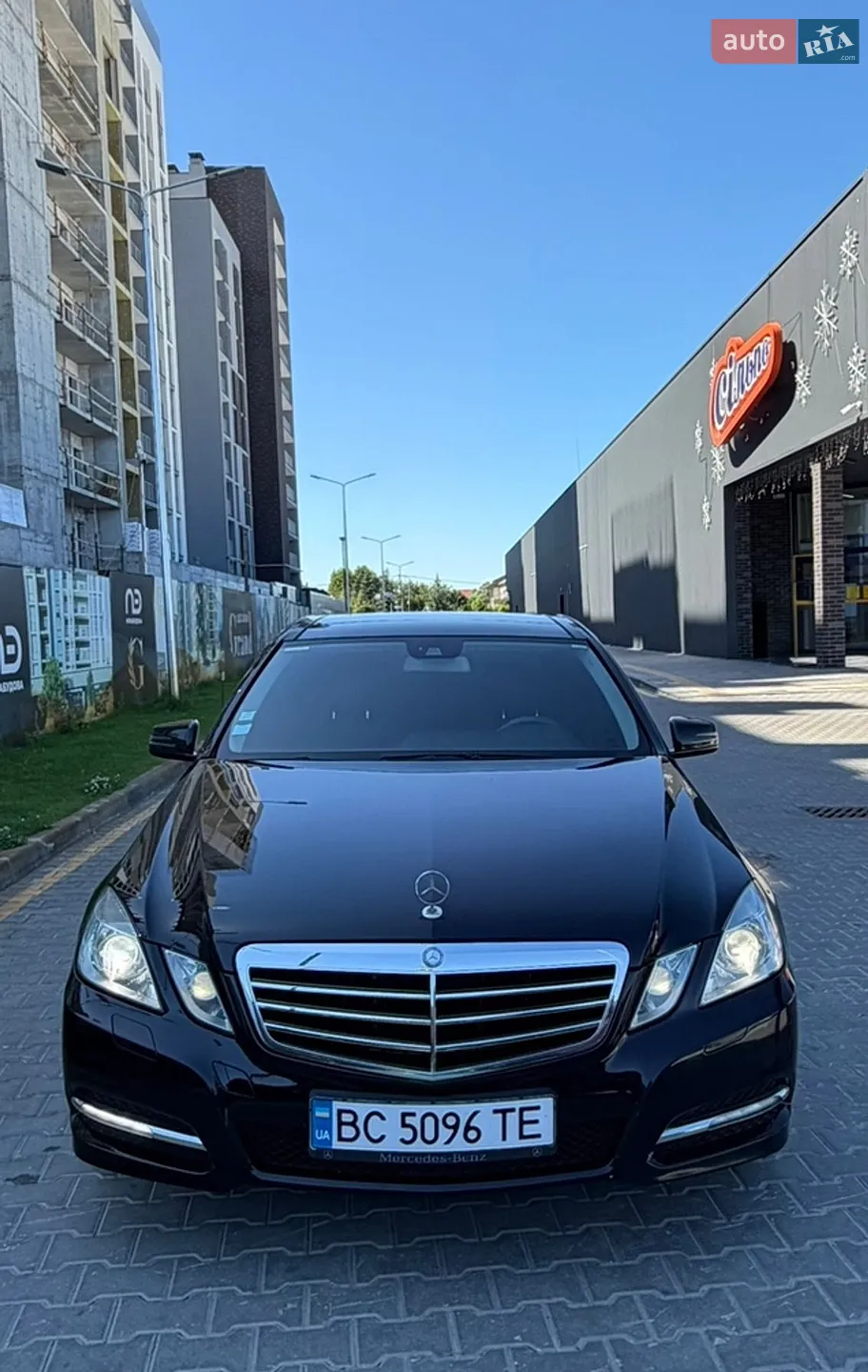 Mercedes-Benz E-Class, 2010