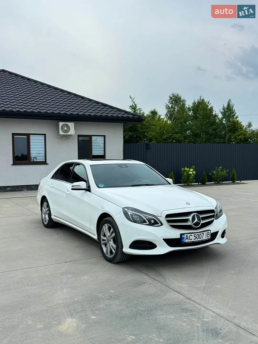 Mercedes-Benz E-Class, 2014