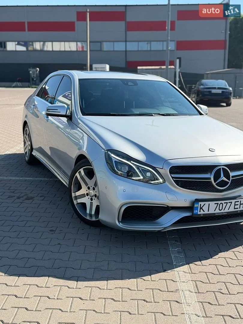 Mercedes-Benz E-Class, 2015