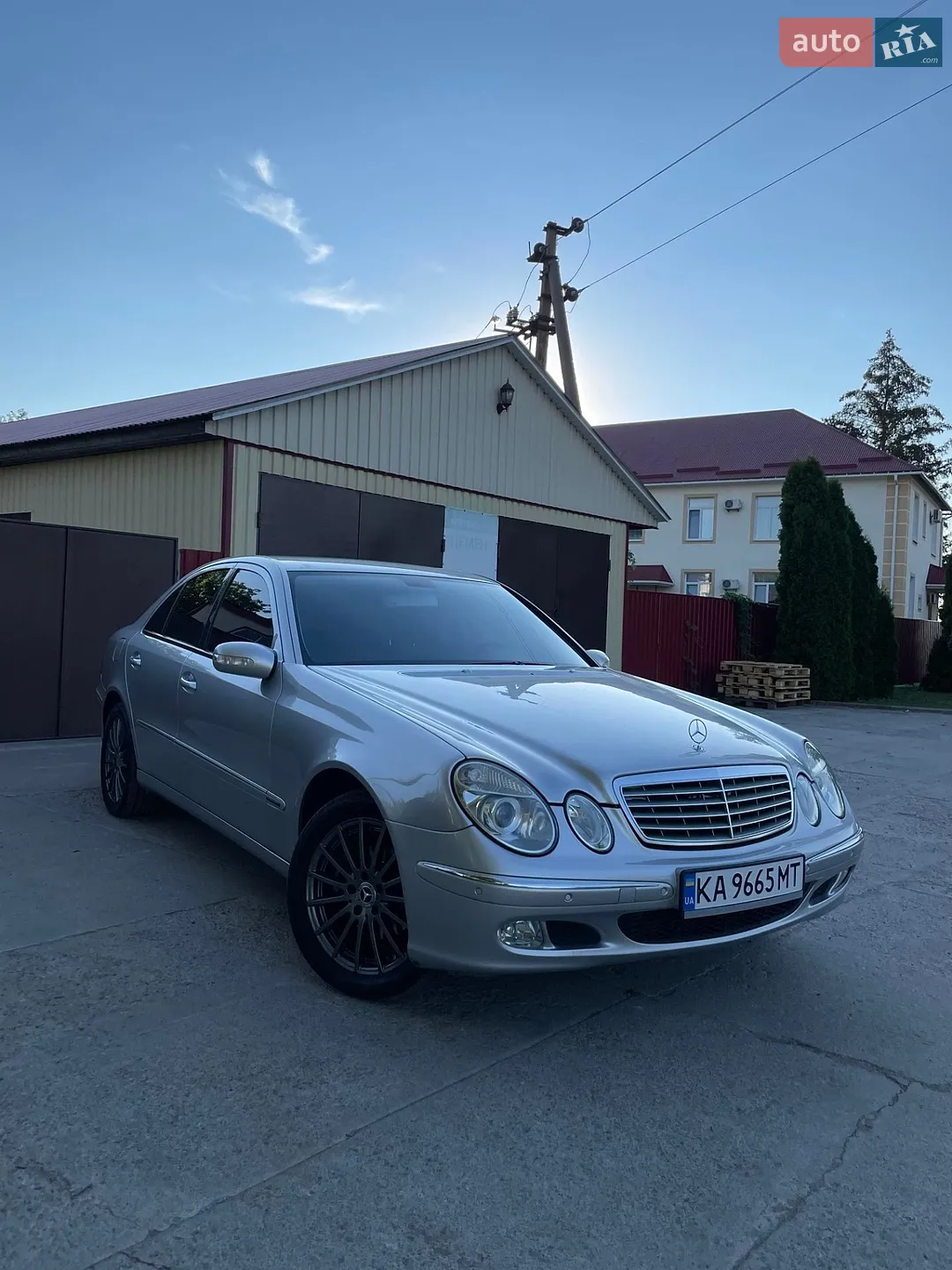Mercedes-Benz E-Class, 2004