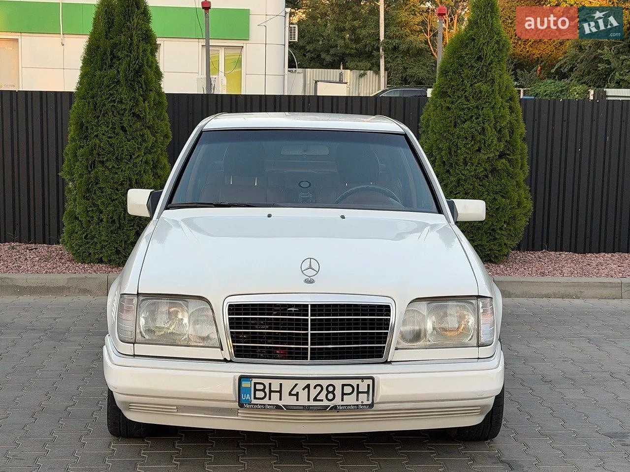 Mercedes-Benz E-Class, 1994
