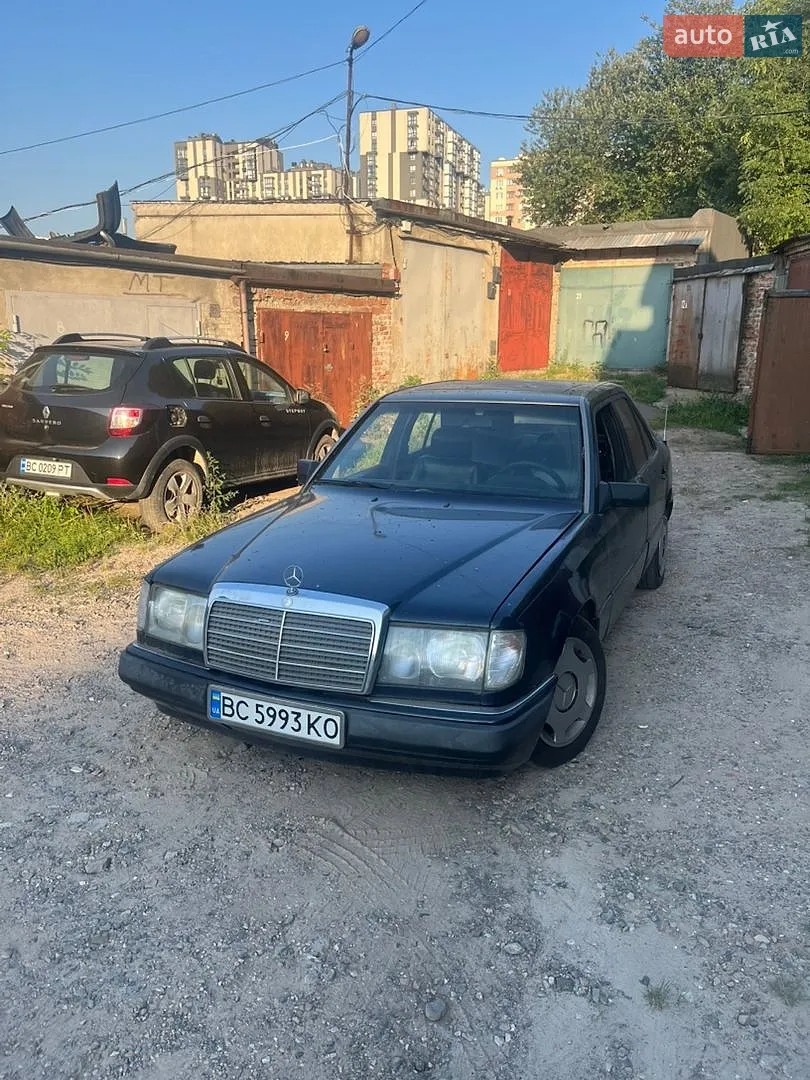 Mercedes-Benz E-Class, 1989