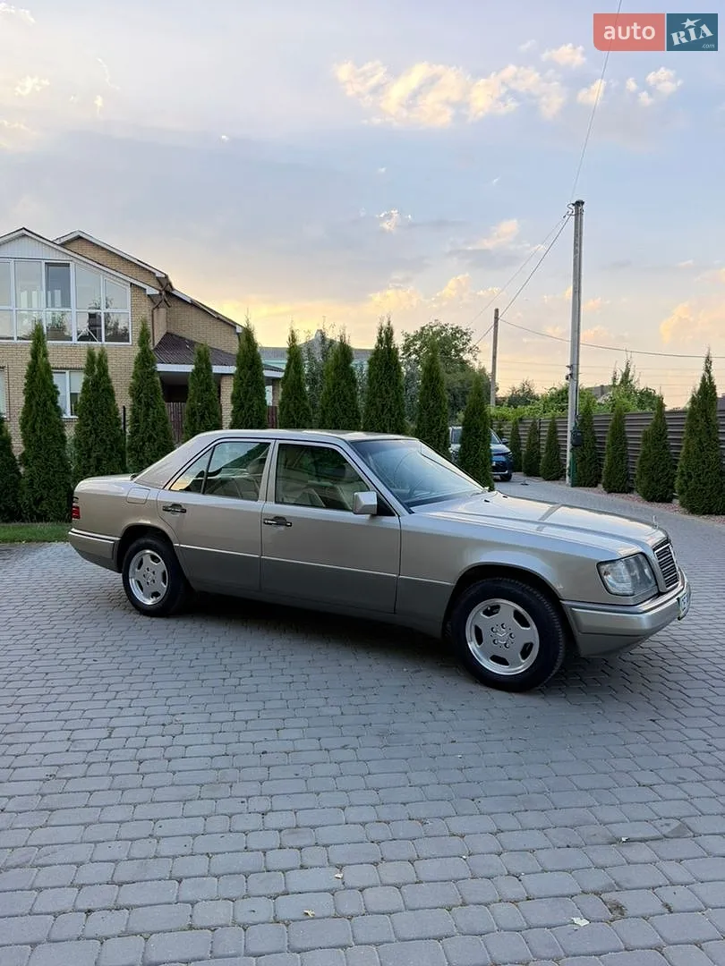 Mercedes-Benz E-Class, 1995