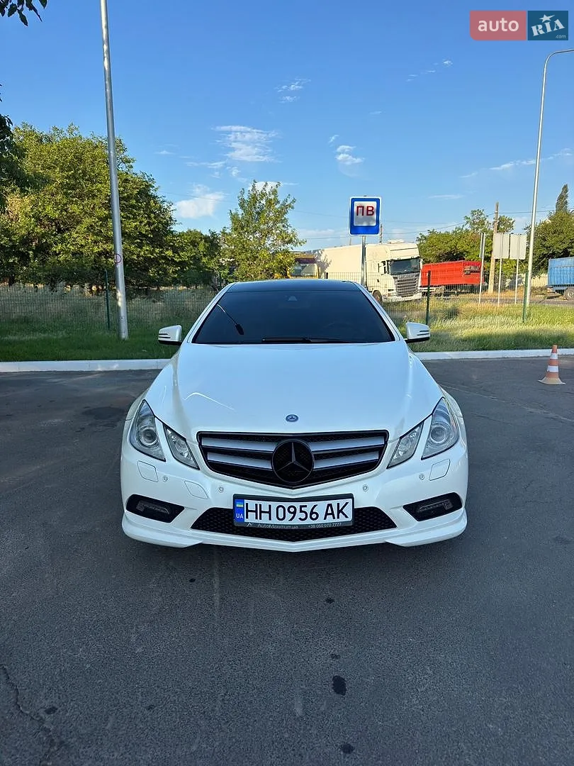 Mercedes-Benz E-Class, 2010